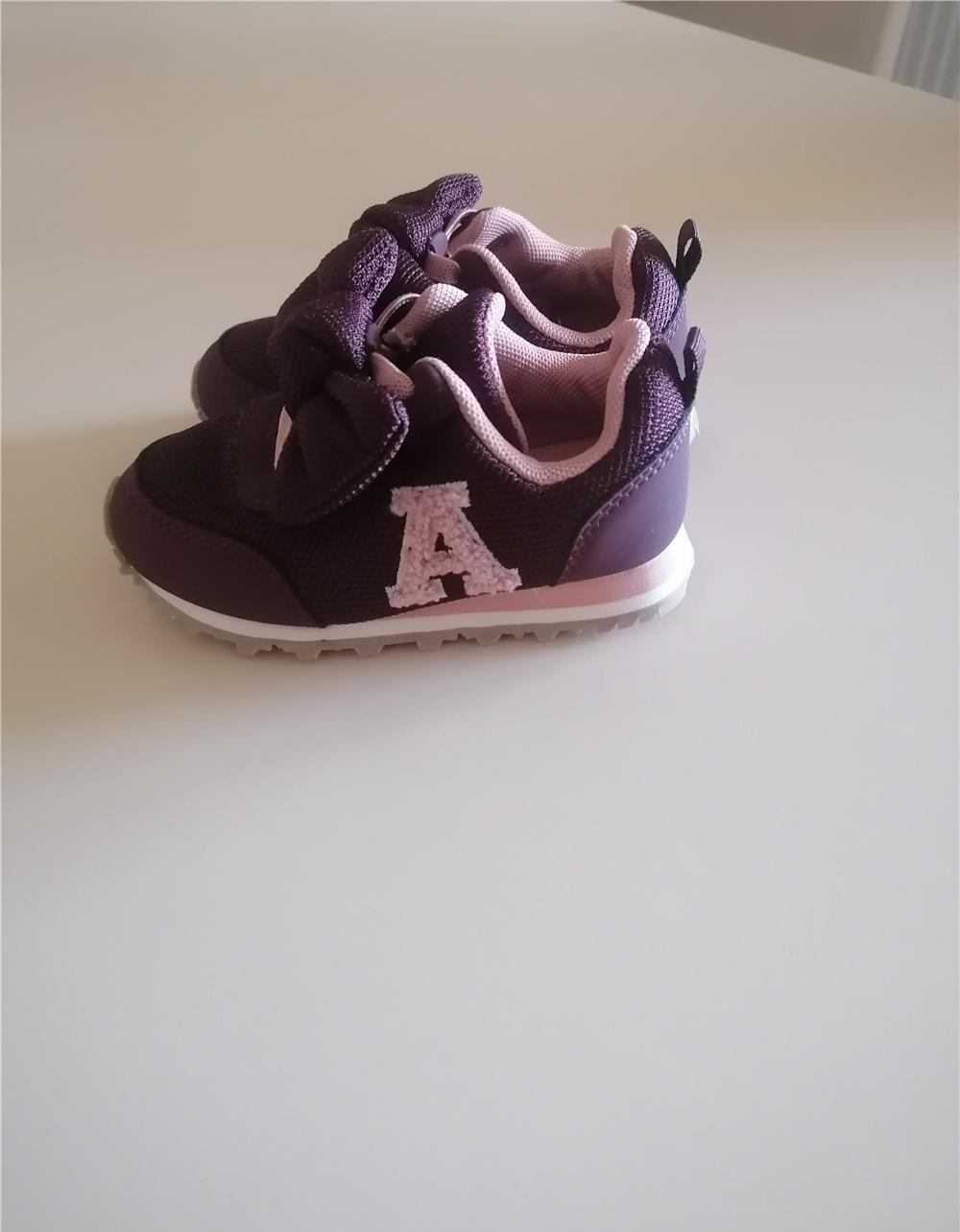 Pantofi bebe Hm, nr 22