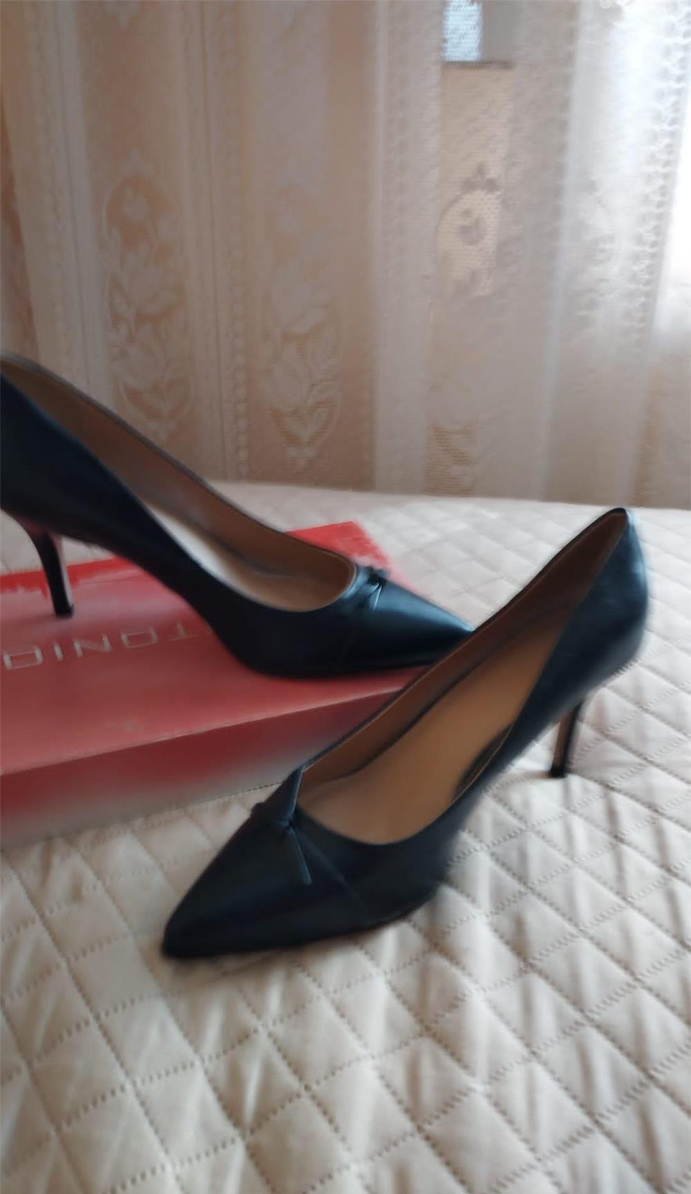 Pantofi de ocazie noi marime 40 pentru picior 39
