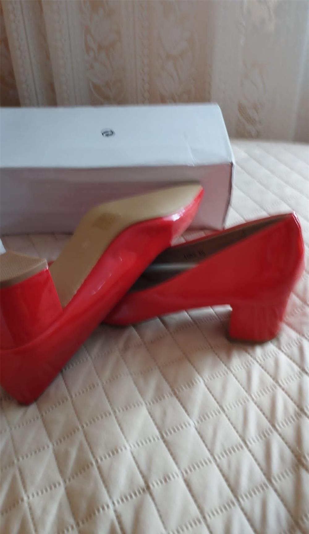 Pantofi de ocazie noi marime 40 pentru picior 39