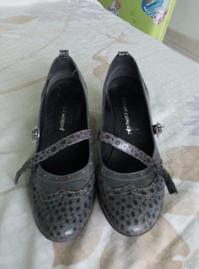 Pantofi de piele
