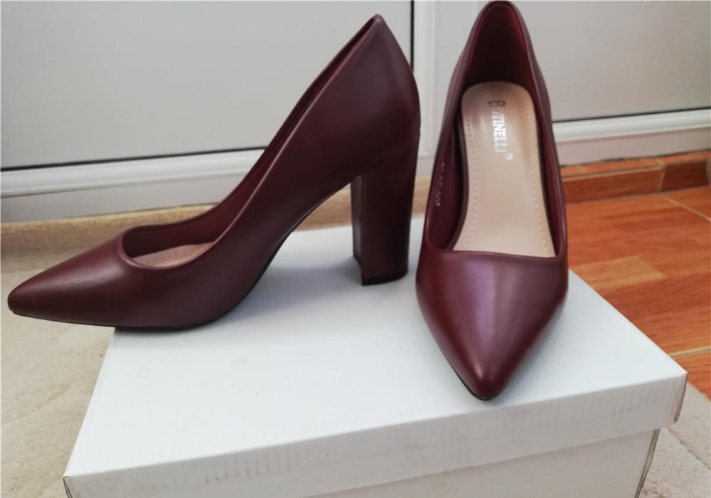 pantofi eleganți