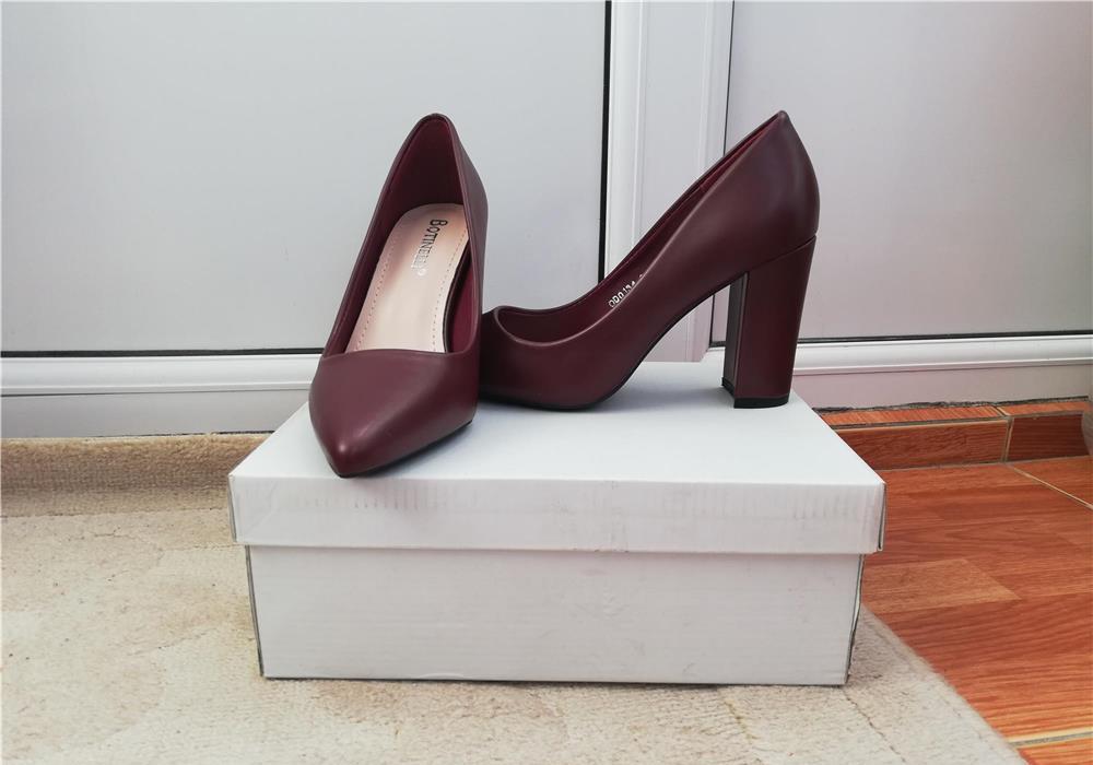 pantofi eleganți