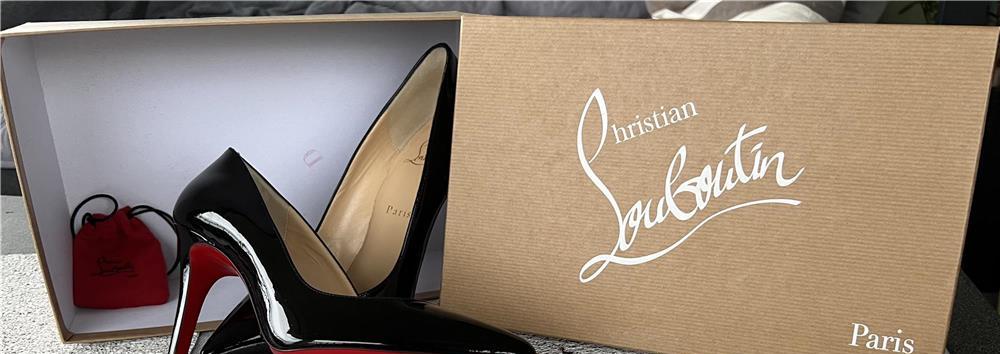 Pantofi Louboutin 39
