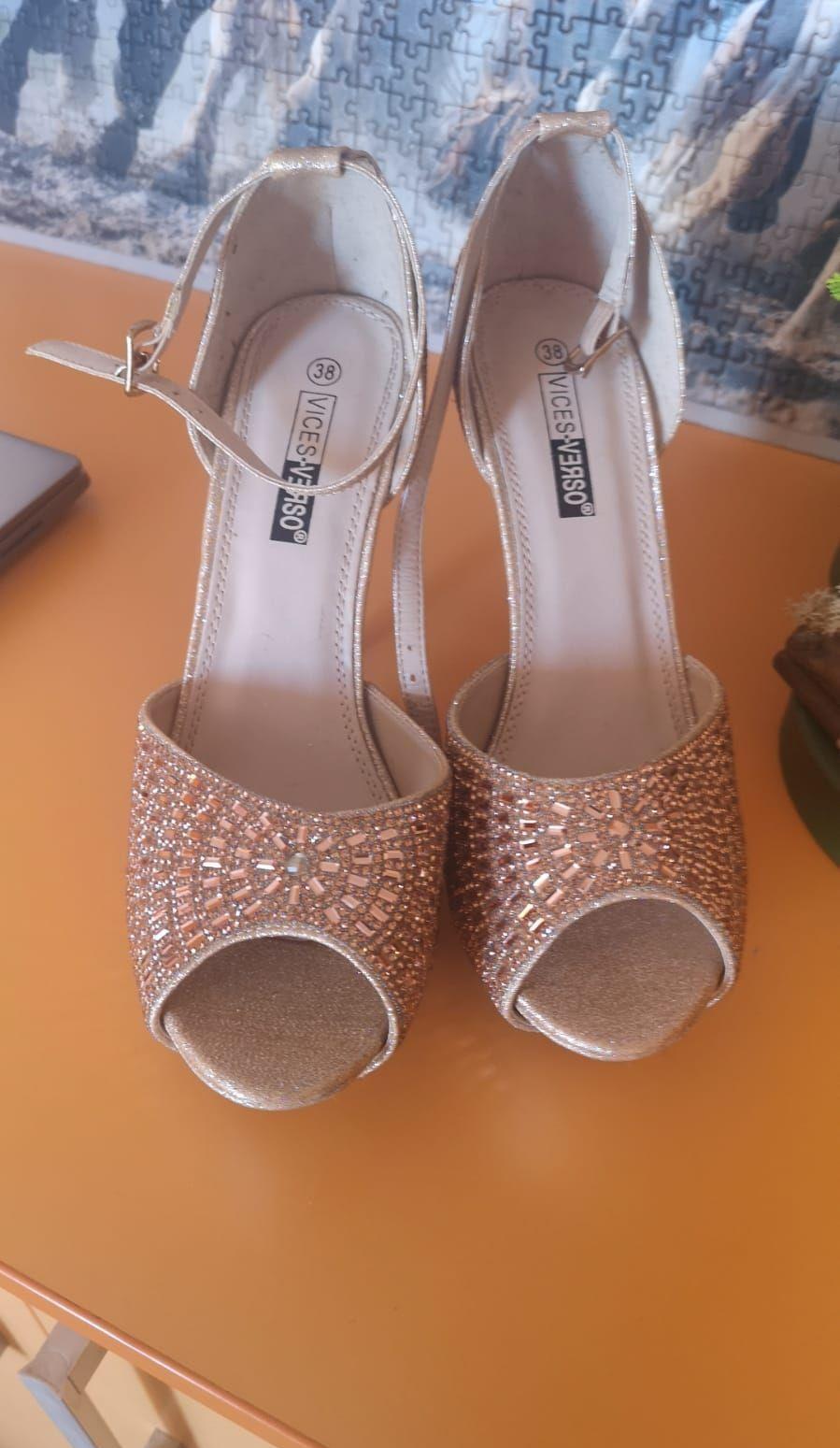 Pantofi, Sandale elegante,de gala Gucci.