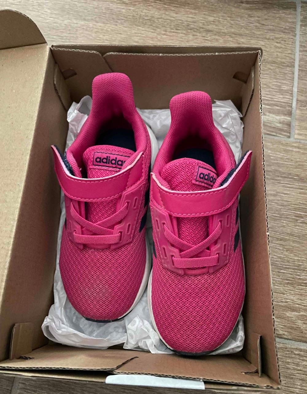 Pantofi sport adidasi Adidas fete 24