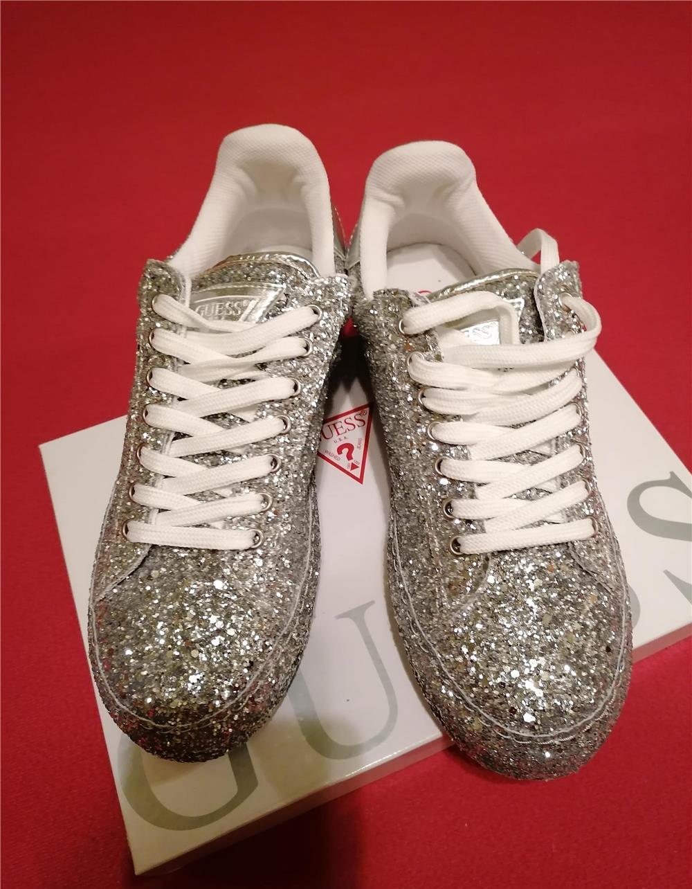 Pantofi, sport dama casual, noi, în trend în acest an, stare excelenta, vin cu cutia originala,....