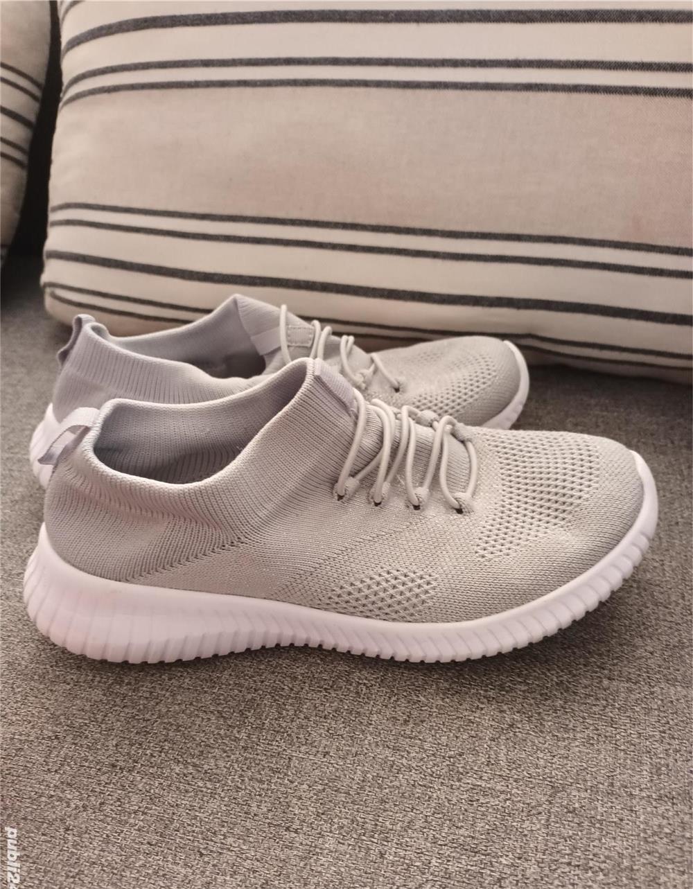 Pantofi sport dama marimea 38