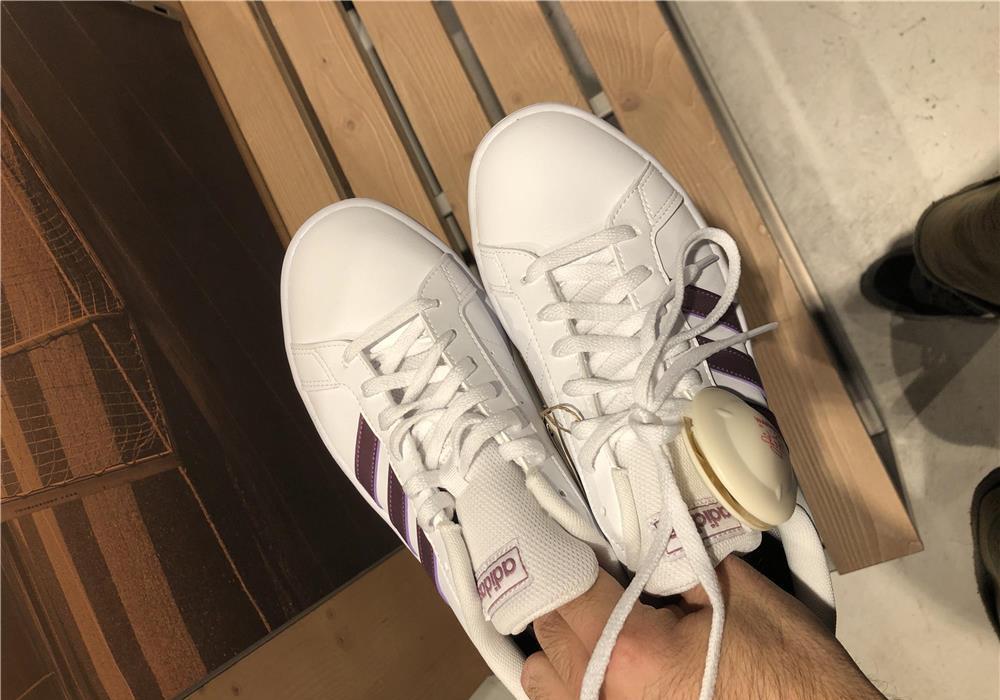 Papuci  sport adidas noi