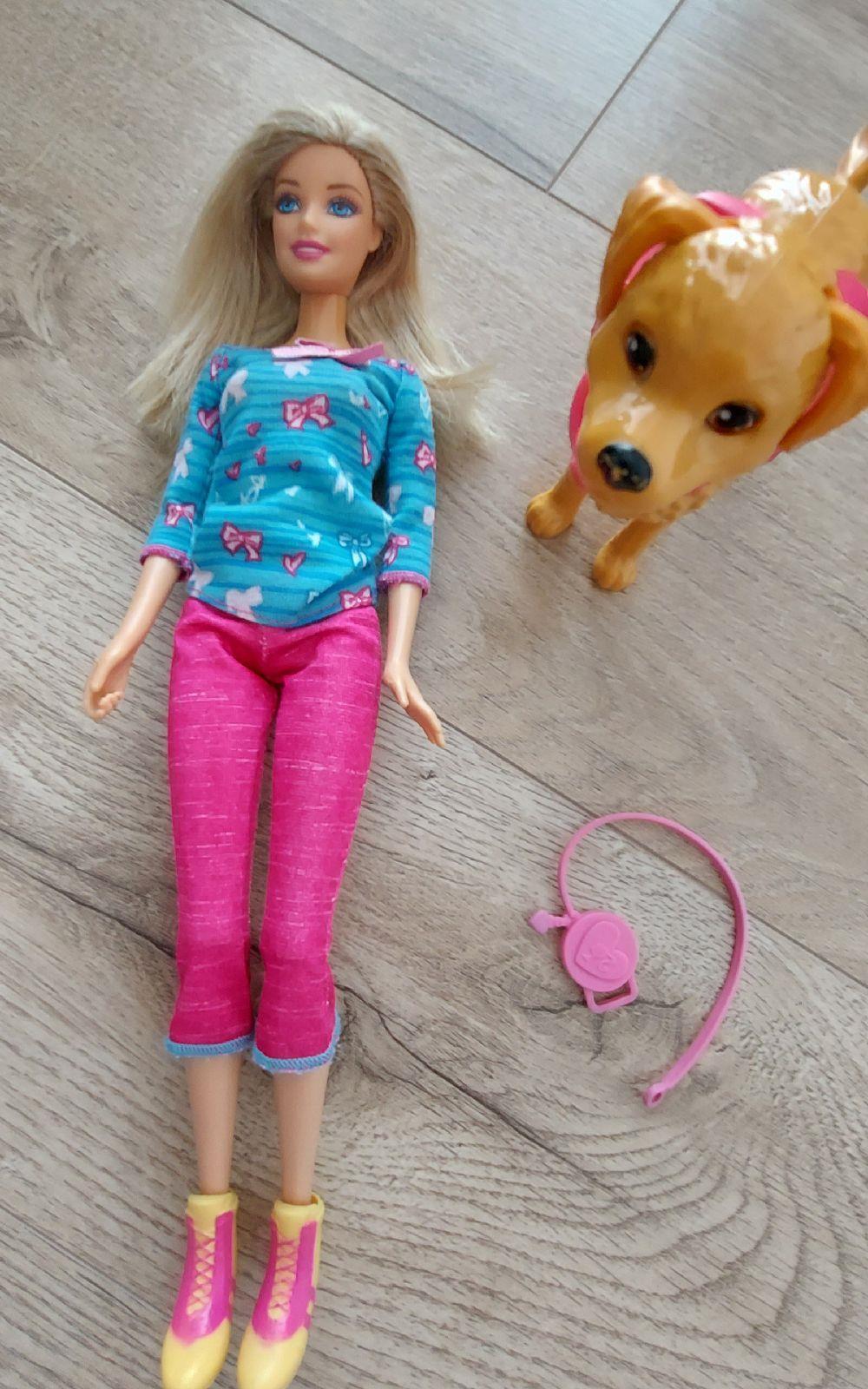 Păpușă Barbie