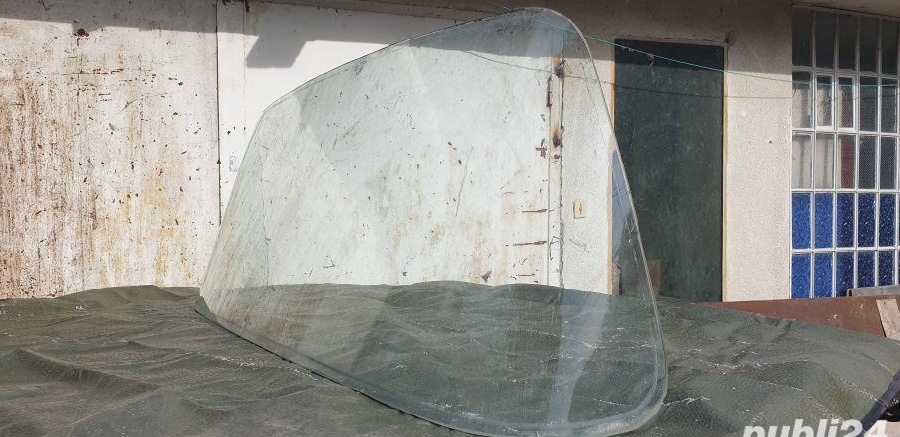 parbriz Mercedes W 110, W 111