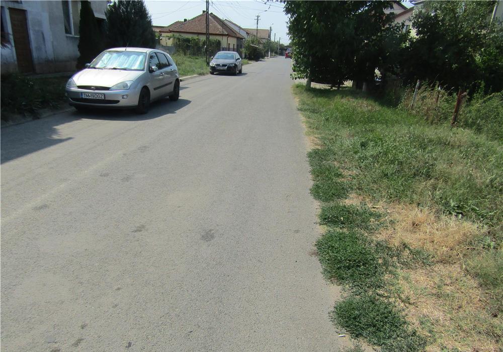 parcela teren intravilan 1297 mp