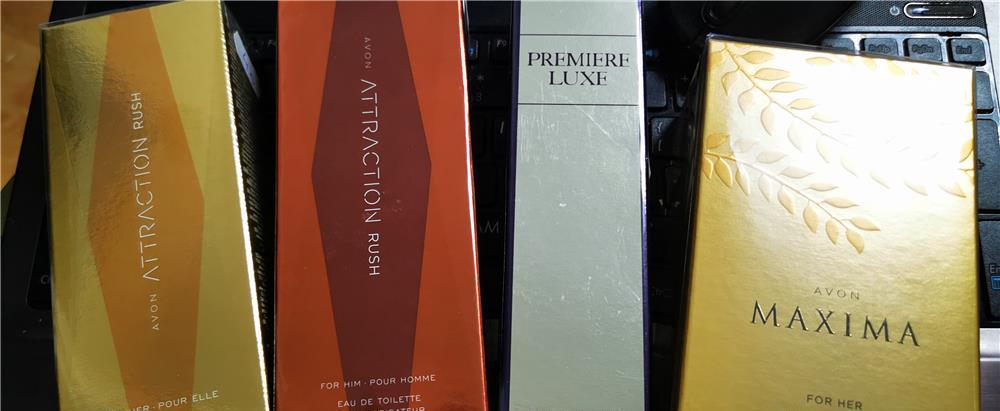 Parfumuri Viva la Vita, Mesmerize Red,Premier Luxe, Maxima,Atraction-Avon