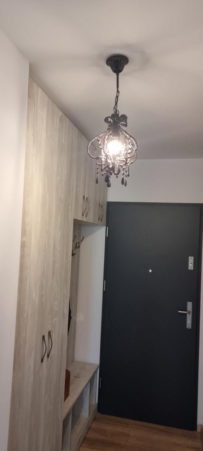 Particular inchiriez apartament 2 camere ultracentral LUX Full utilat si mobilat