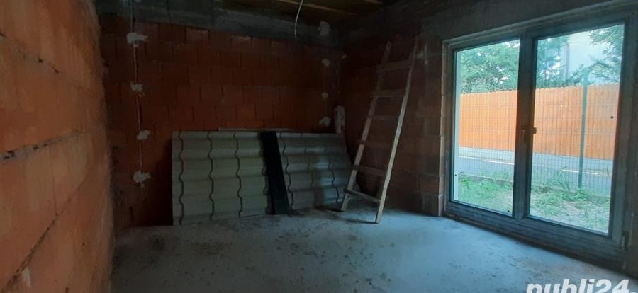 particular vand casa pe parter