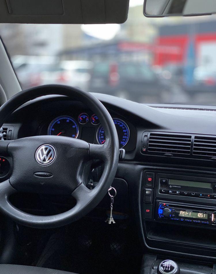Passat 1.9 Tdi, clima, proiectoare, anvelope noi Iarnă