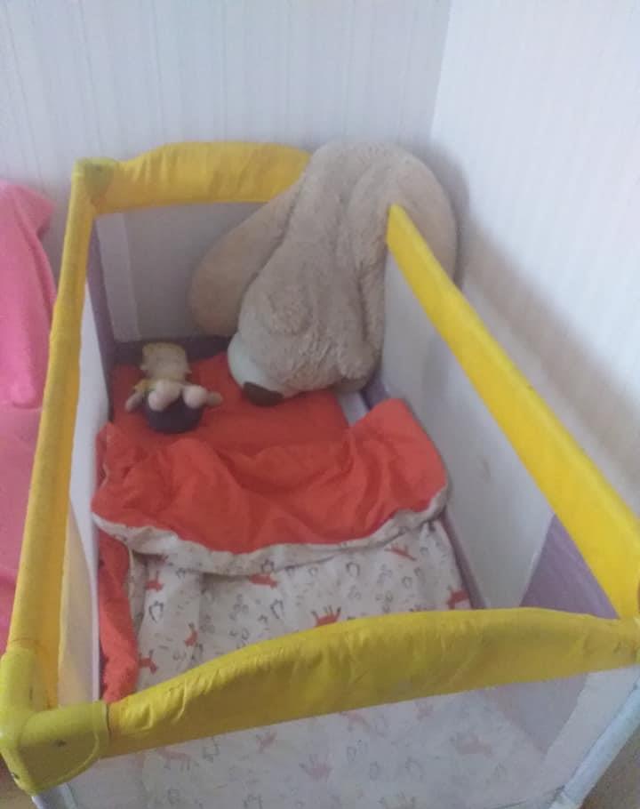 patut pliabil pentru bebelusi