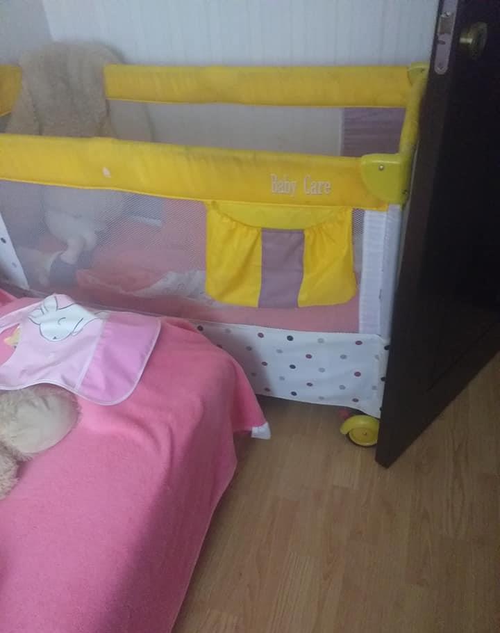 patut pliabil pentru bebelusi