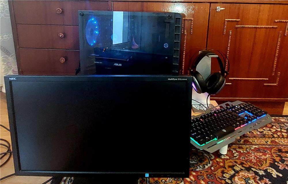 PC Desktop Gaming ASUS- I5-9400F + Monitor si Periferice