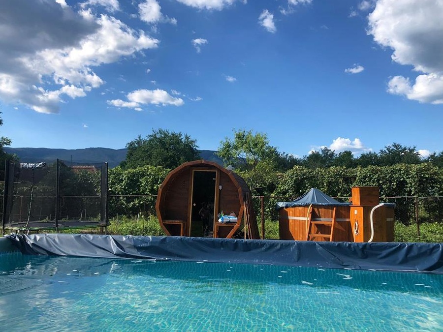 Pensiune Integrala Tg-Jiu Piscina Sauna Rafting Biliard Darts Drumetii