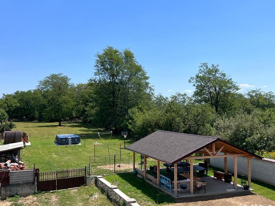 Pensiune Integrala Tg-Jiu Piscina Sauna Rafting Biliard Darts Drumetii