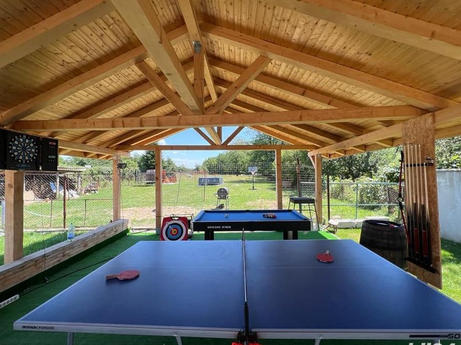 Pensiune Integrala Tg-Jiu Piscina Sauna Rafting Biliard Darts Drumetii