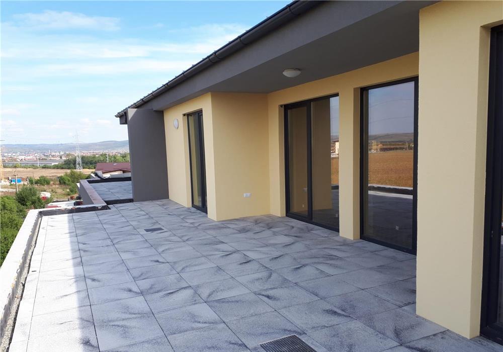 Penthouse Premium All Inclusive 3cam 2bai terasa 76mp+46mp parcare subterana
