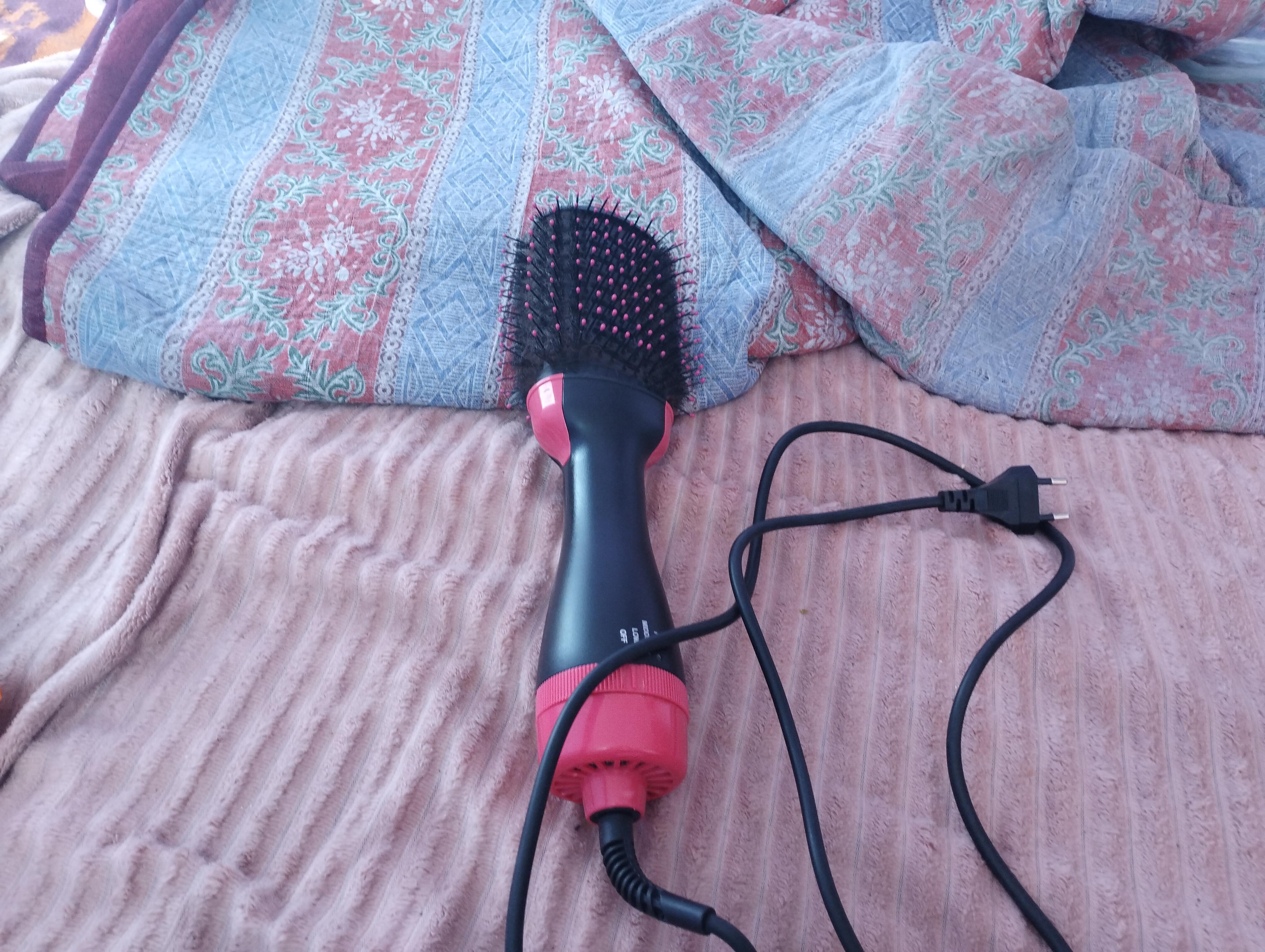 Perie de uscat parul