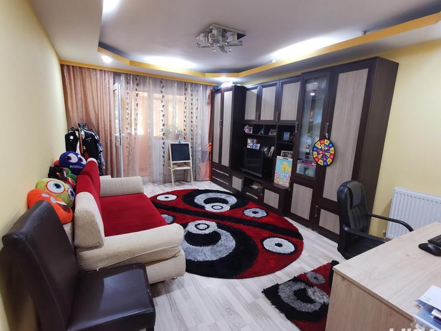 Pers fizica apartament 2 camere dec, et 1/4,55 mp, Nicolina-CUG