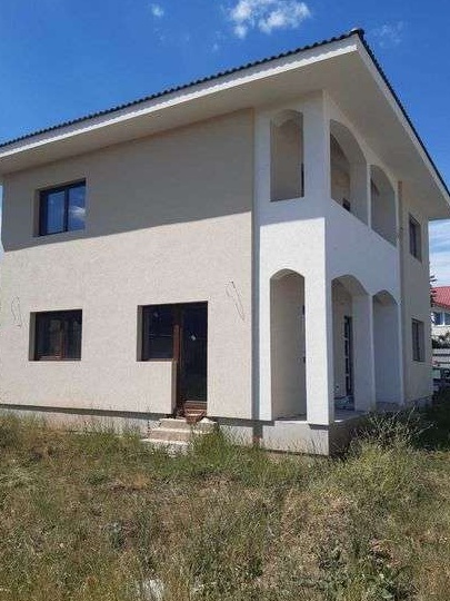 Persoana fizica vand casa individuala fara comision!