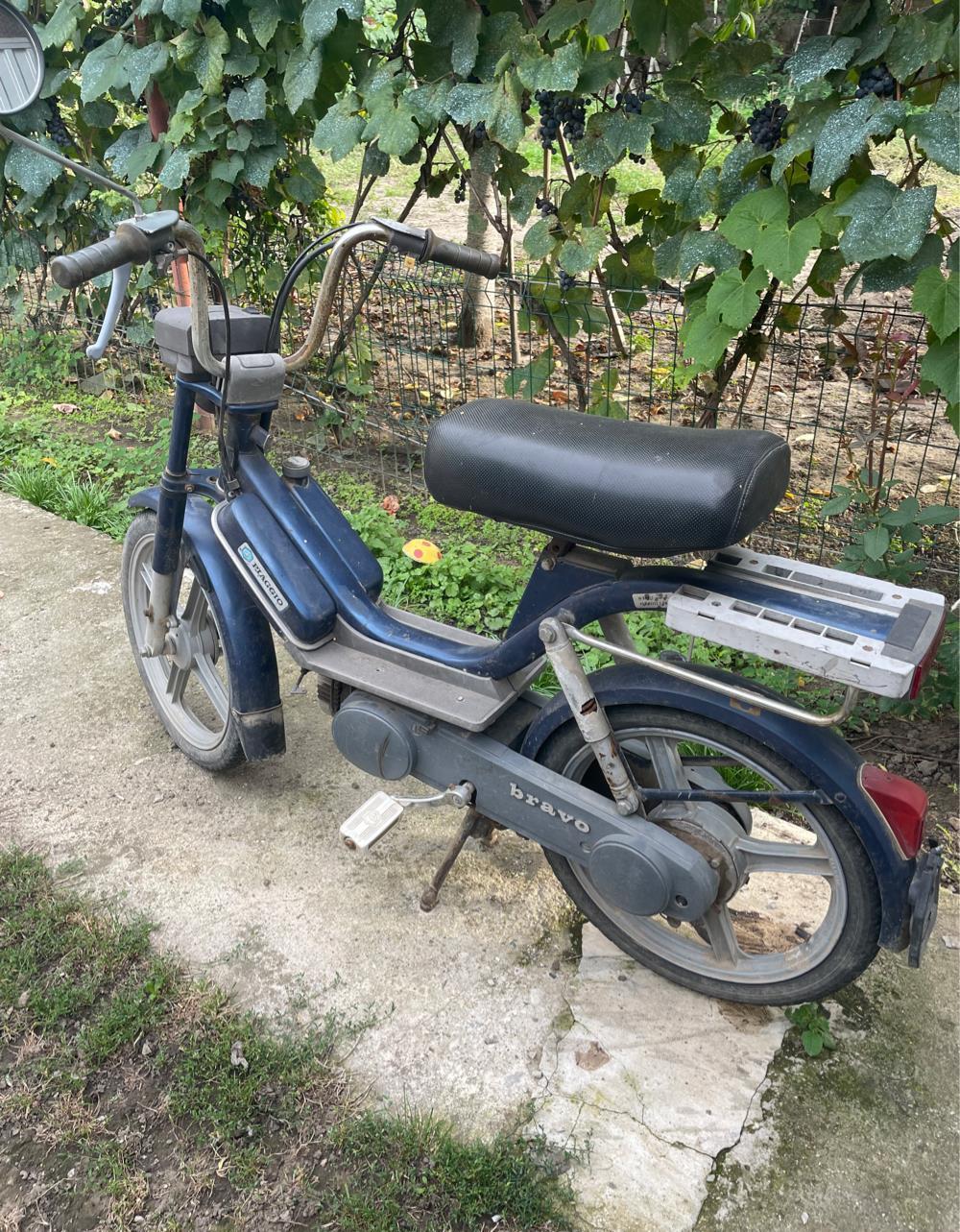 Piaggio Bravo