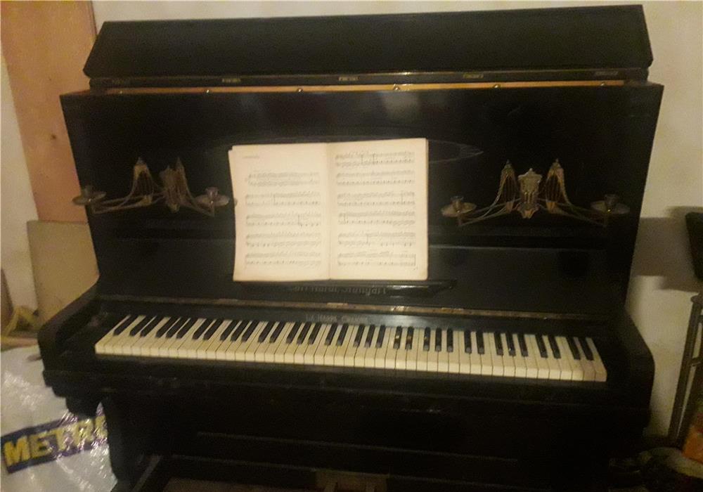 Pianina Carl Hardt, Stuttgart, 1855