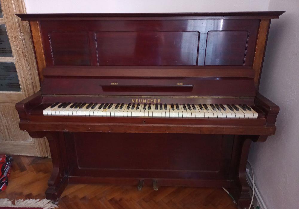 Pianina Neumeyer