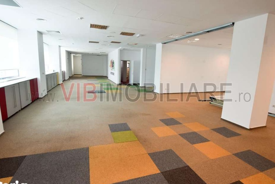 Piata Unirii metrou Spatiu birouri Open Space 224mp