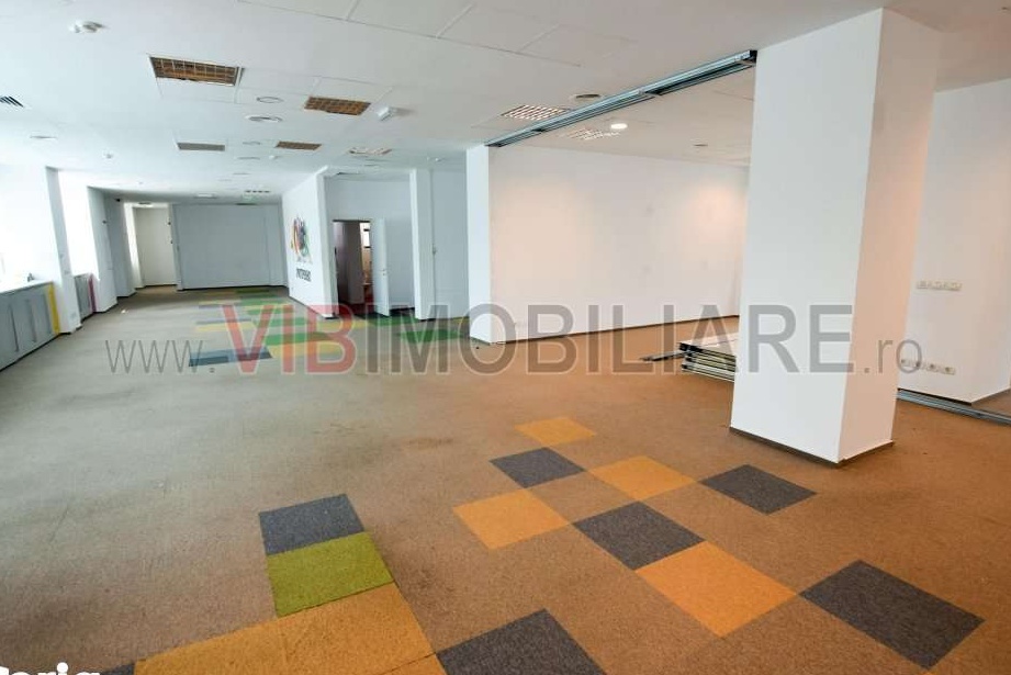 Piata Unirii metrou Spatiu birouri Open Space 224mp