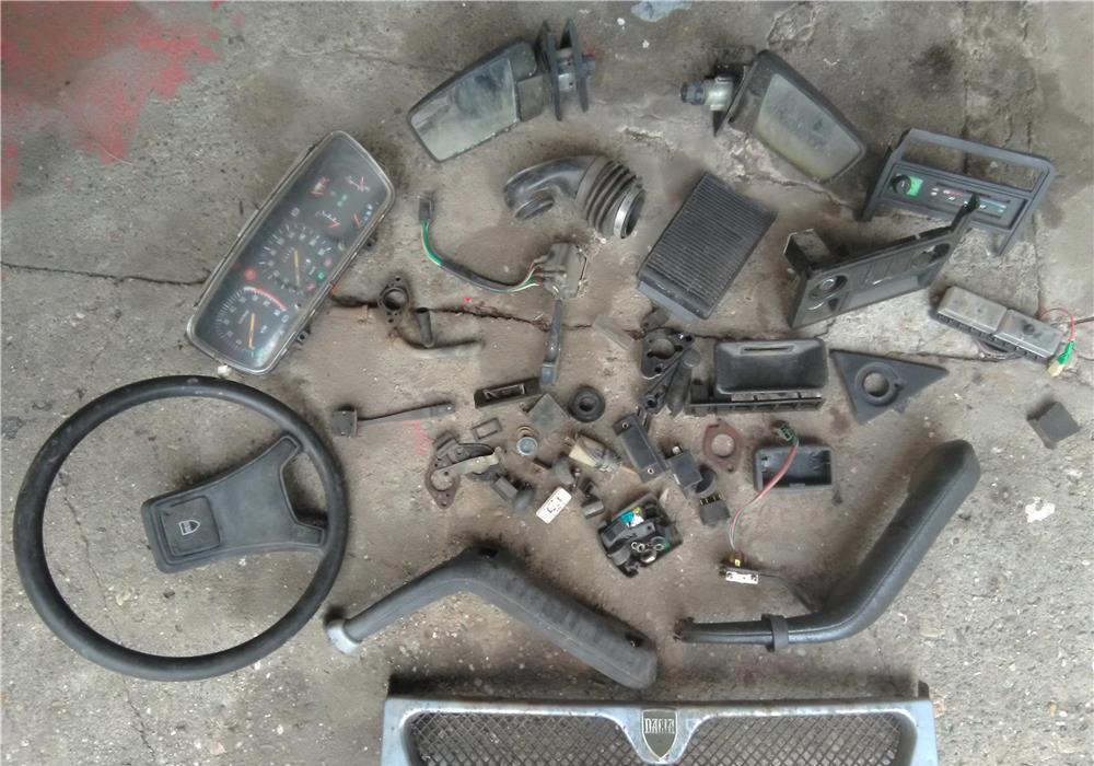 Piese Dacia 1310 an 1997 totul din poză 200 lei