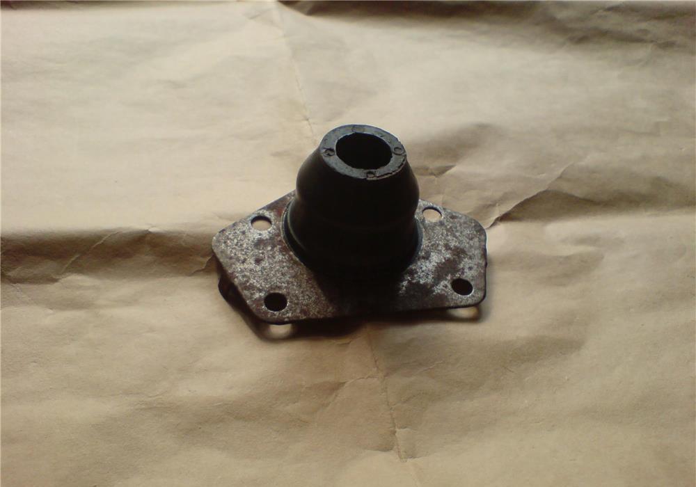 Pivot / burduf Dacia 1300, Renault 12