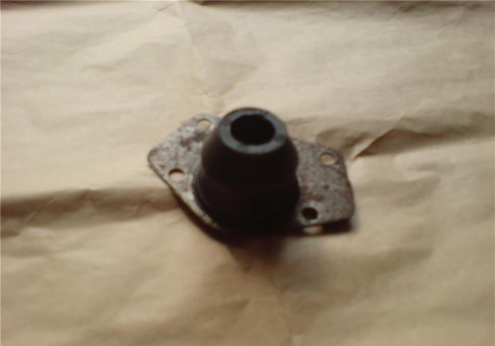Pivot / burduf Dacia 1300, Renault 12