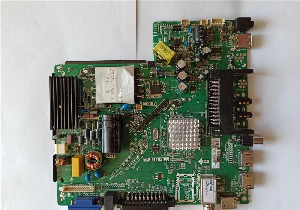 Placa digitala tv. Manta LED4004 TP.S512.PB83