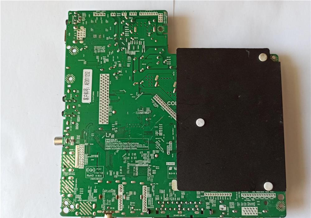 Placa digitala tv. Manta LED4004 TP.S512.PB83