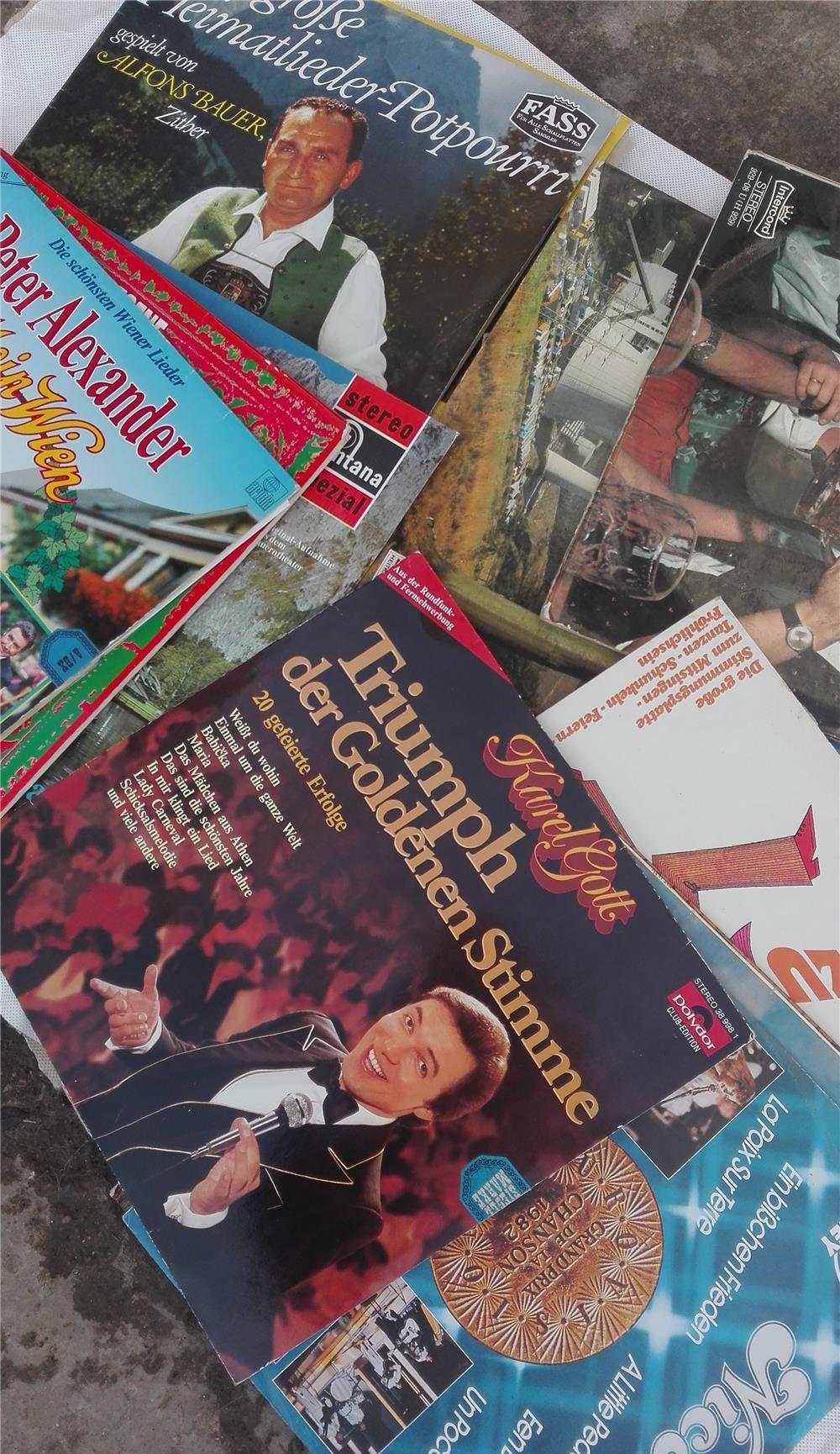 Placi,discuri vinilin 28 buc.