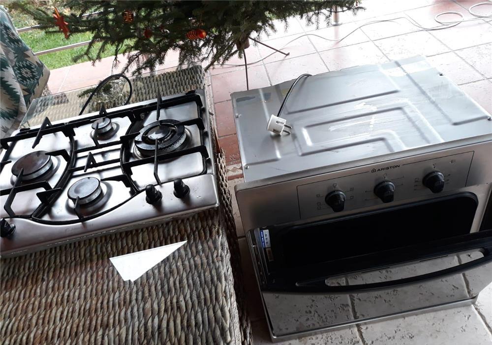 Plita Ariston incorporabila pe gaz cu 4 ochiuri