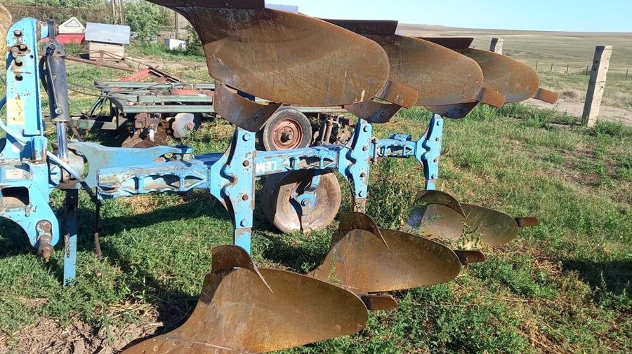 Plug Lemken Opal 110