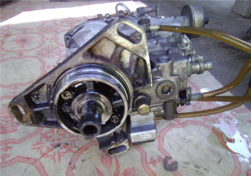 Pompa alimentare mercedes vito 108D ieftina.