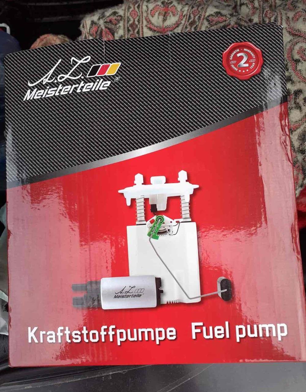 Pompa de benzina vw golf 4 2001 in stare f buna