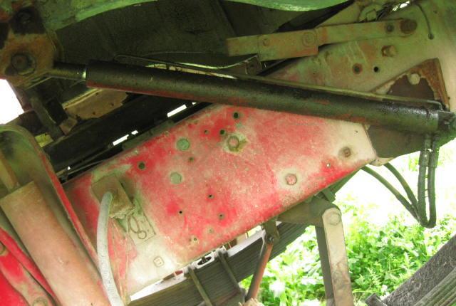 ponpa hidraulica  ridicat cabina iveco magirus