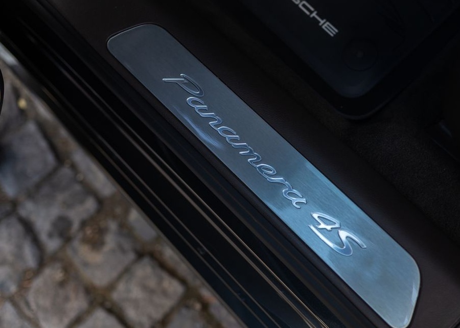 Porsche Panamera 4S Diesel