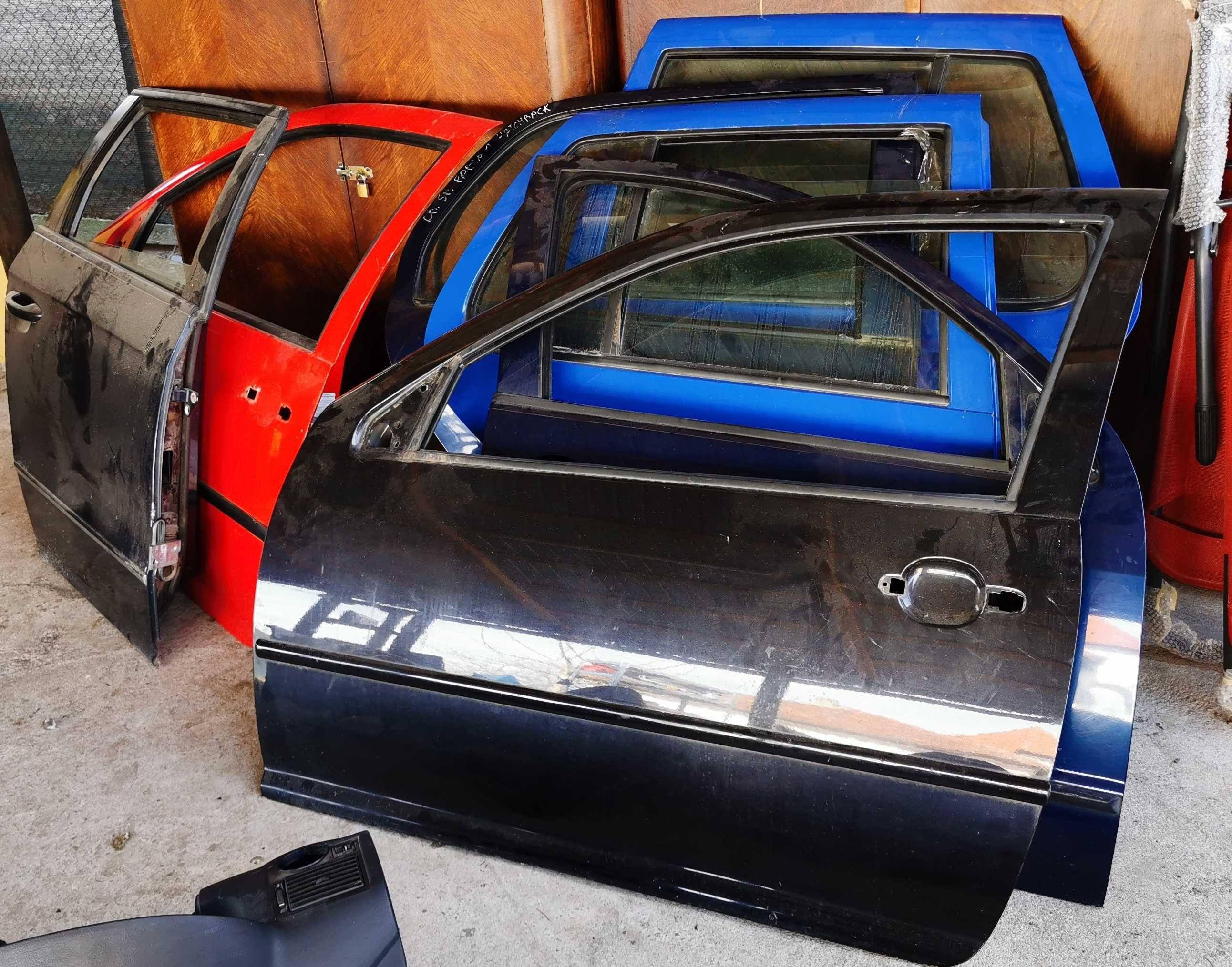 Portiera / Usa Fata Spate VW Golf 4 Coupe / Skoda Fabia Hatchback