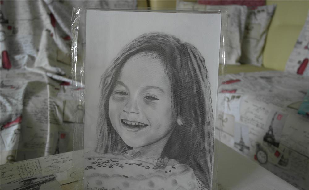 Portrete la comanda dupa fotografii