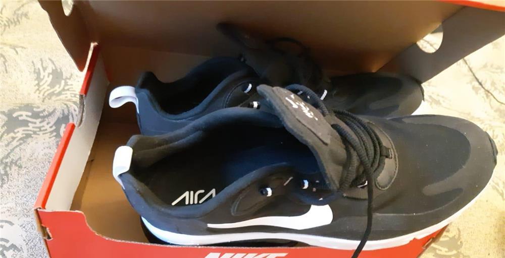 Pret foarte bun ! Adidasi Nike Air Max