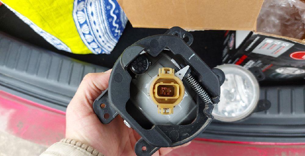 proiector jeep wrangler cod 05182026AA